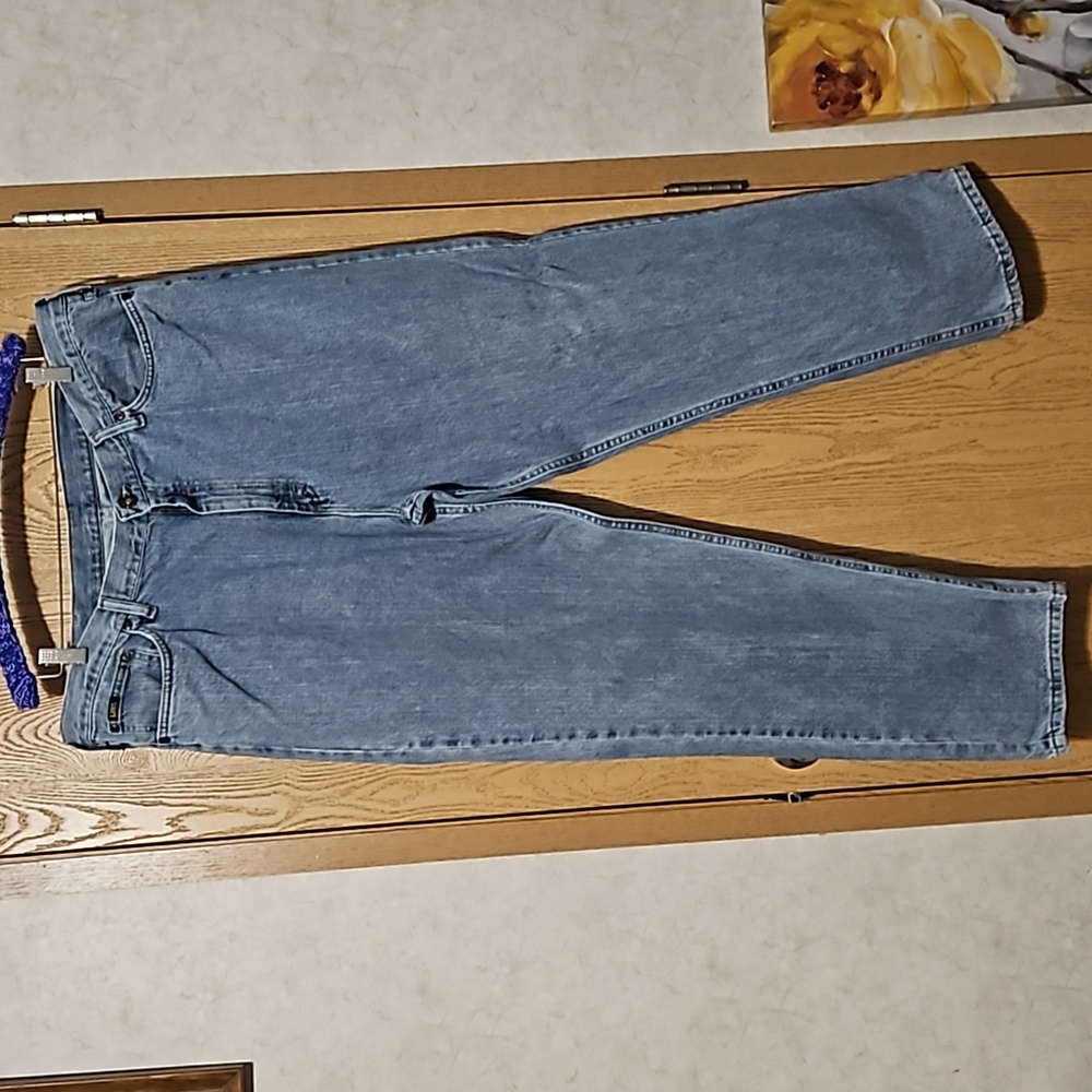 Lees jeans